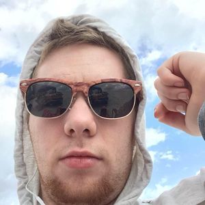 Meet your Posher, Tyler